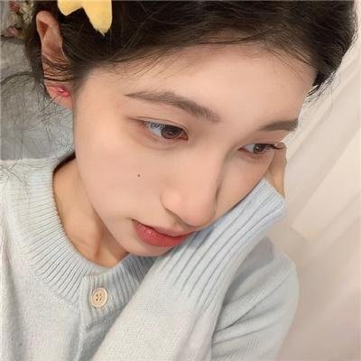 恰似两滴水